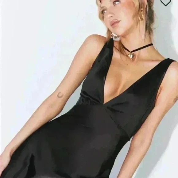 Princess Polly Black Mini Dress - Picture 1 of 13